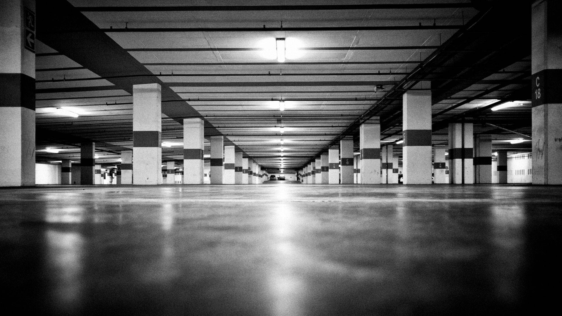 garage-parking-black-and-white-hg6qq0yom16jnimz